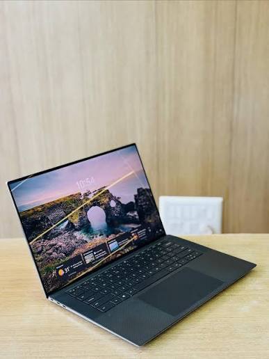 Dell Precision 5570 Core i7 12th Gen 16GB 512GB RTX A1000 4K T