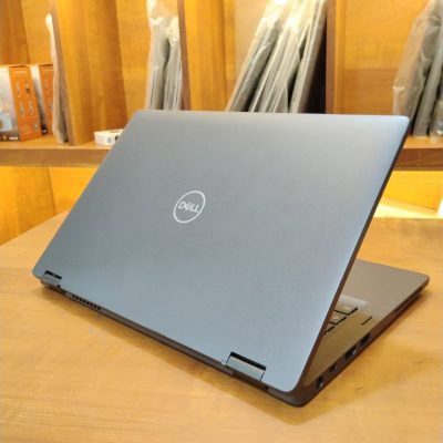 Dell latitude 5300 2in1 8TH GENn Dell Latitude 5300 2-in-1 13.3-Inch Touchscreen Laptop Core i5 8th Gen 8GB 256GB