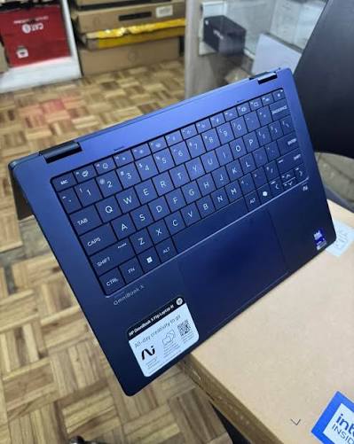 HP OmniBook X Flip 14-fm0013dx Core Ultra 5 226V 16GB , 512GB SSD