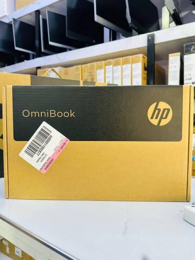 HP OmniBook 5 Flip 14-fp0023dx Core 7 150U 16GB RAM, 512GB SSD, 2K Touchscreen