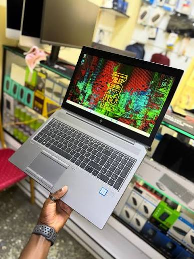 HP ZBOOK 15 G6 INTEL CORE I9 - 9th Gen HP ZBook 15 G6 15.6-Inch Mobile Workstation Intel Core i9 9th 16GB 512GB SSD 6GB NVIDIA RTX 3000