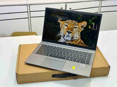 HP ZBook Firefly 14 G7 14-Inch Touchscreen Mobile Workstation Laptop Core i5 10th Gen 8GB RAM 512GB SSD