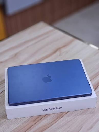 Apple MacBook Neo 13 (2026) A18 Pro 8GB 256GB