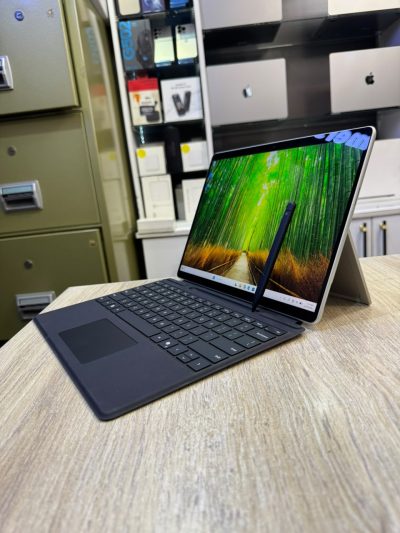 Microsoft Surface Pro 9 Core i7 12th Gen 16GB 256GB