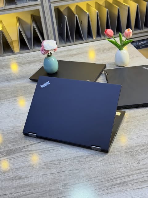 Lenovo ThinkPad X1 Yoga Gen 3 Core i5 8th Gen 16GB RAM, 512GB SSD, 360° Touchscreen