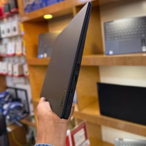 Lenovo ThinkPad T14s Gen 2 Core i7 11th Gen 32GB RAM, 512GB SSD, Touchscreen
