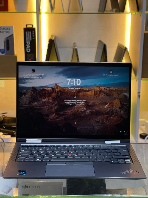 Lenovo ThinkPad X1 Yoga Gen 6 Core i7 11th Gen – 32GB RAM, 512GB SSD, 360° Touchscreen
