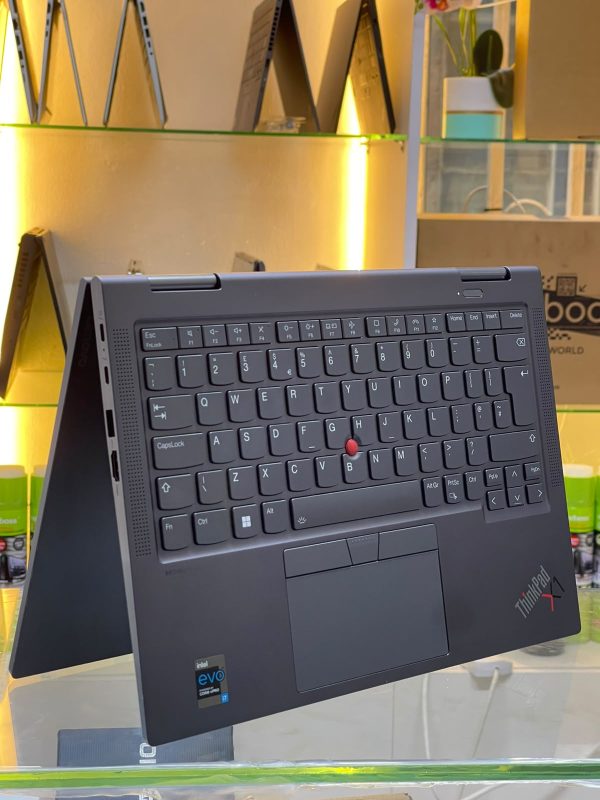 Lenovo ThinkPad X1 Yoga Gen 6 Core i7 11th Gen – 32GB RAM, 512GB SSD, 360° Touchscreen