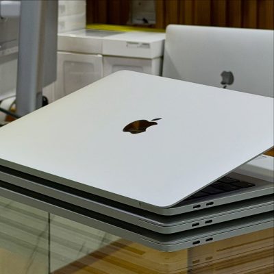 Apple MacBook Pro 13-Inch 2020 Intel i7 16 | 512 Touch Bar | Touch ID