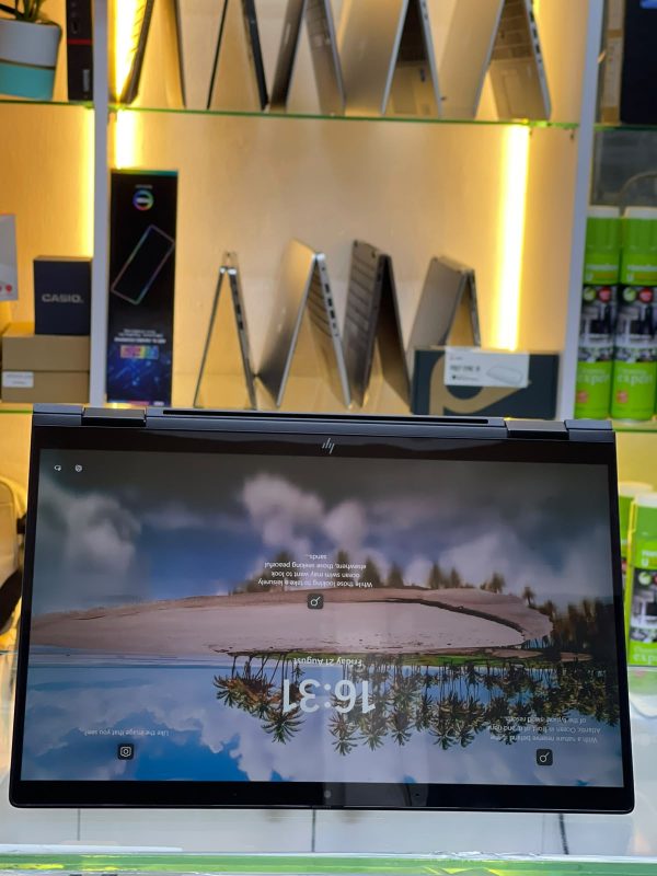 HP Elite Dragonfly Max Core i7 11th Gen 32GB RAM, 512GB SSD, x360 Touchscreen